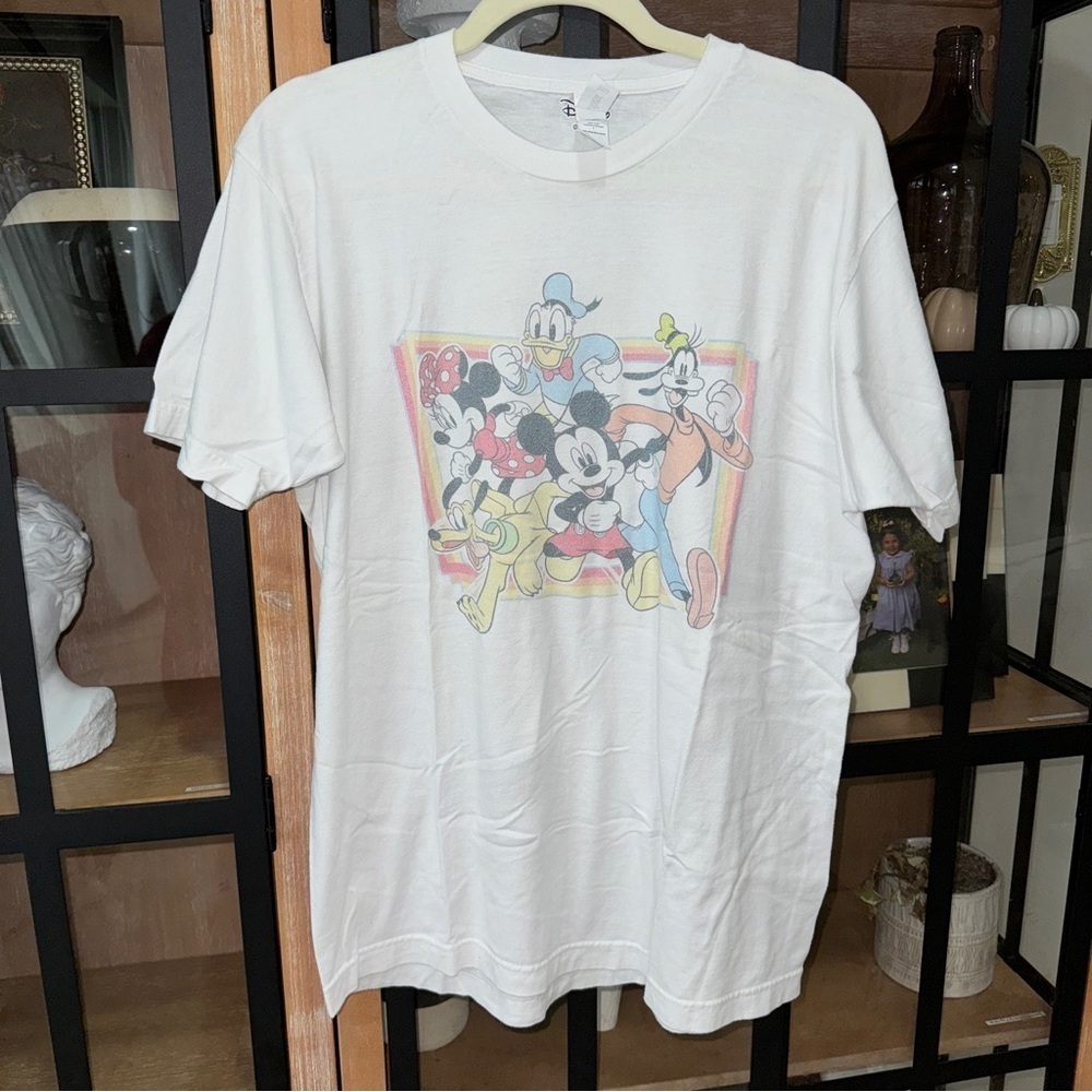 Vintage disney mickey mouse & friends graphic tee short sleeve crewneck donald
